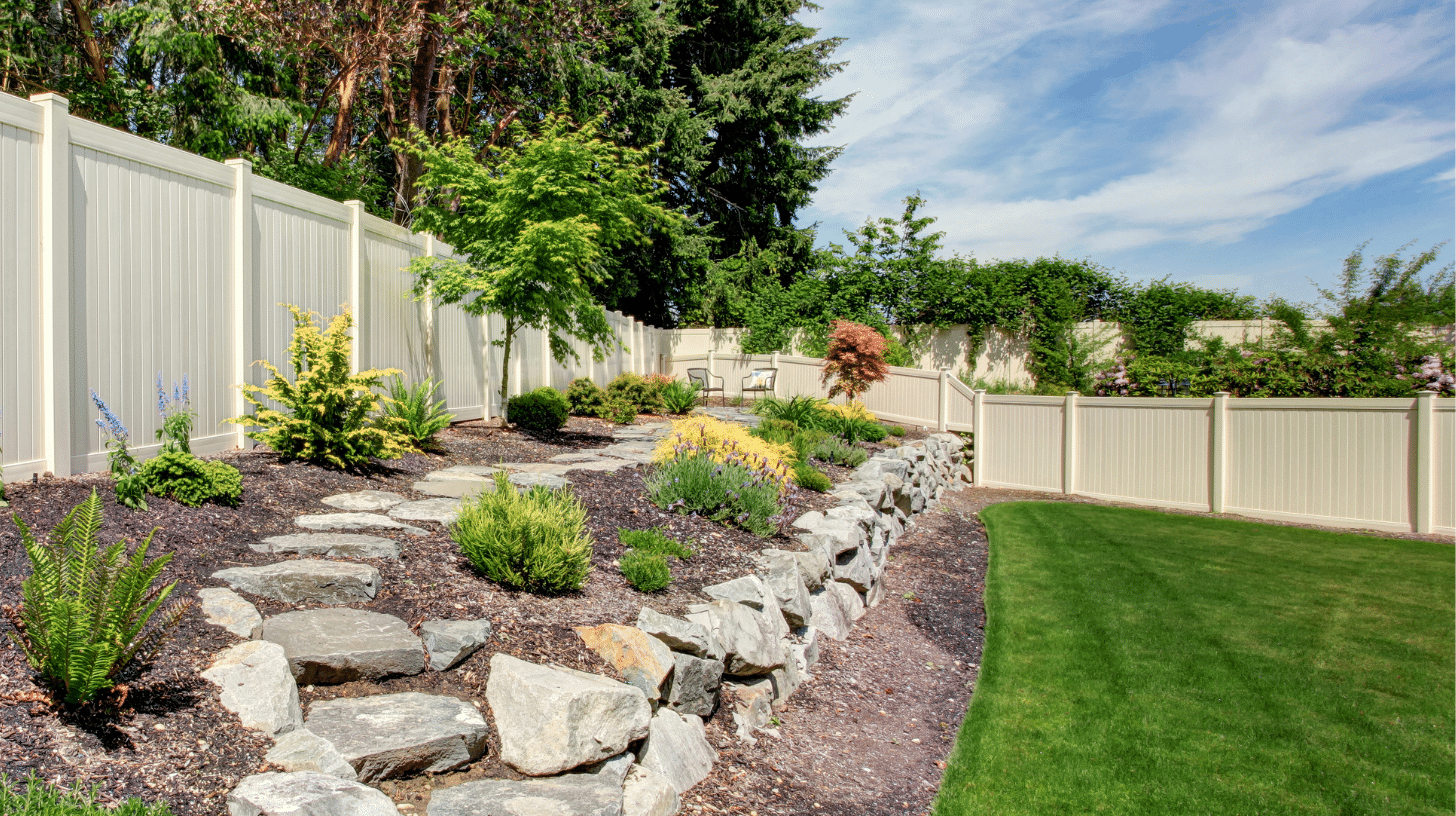 Fencing by Blackpine Hardscapes